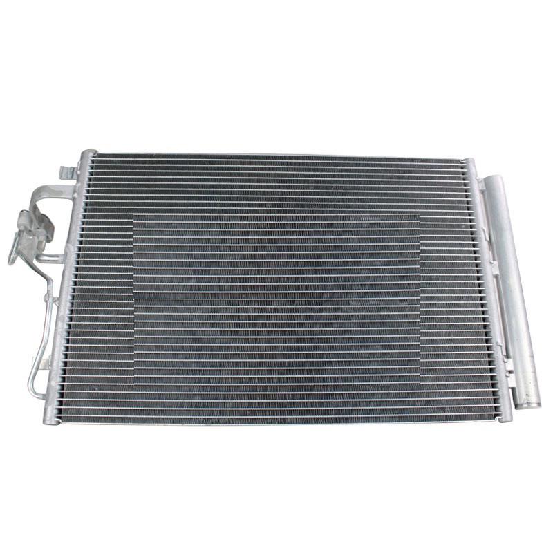 Радіатор кондиціонера Hyundai ELANTRA SATO TECH C12389 (C12389)