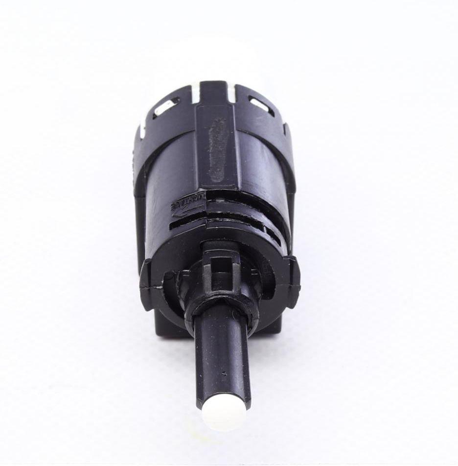 Датчик педали тормоза Renault Logan/Sandero 1,5 dCi 12-- (1007002)