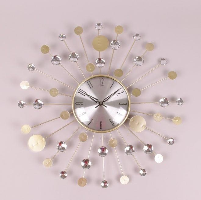 Часы металлические с стразами Flora D-50 см (38180)