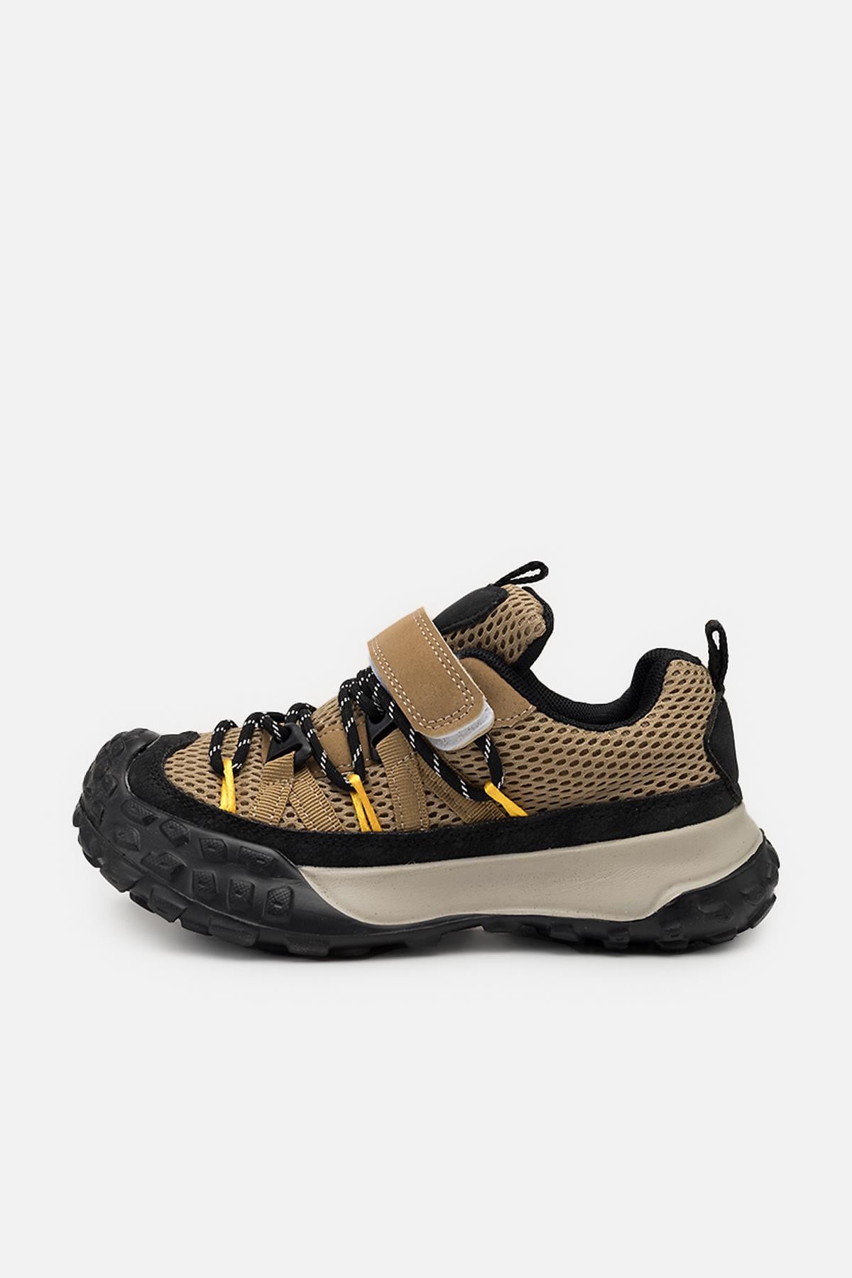 Кроссовки на платформе для мальчика цвет бежевый 27