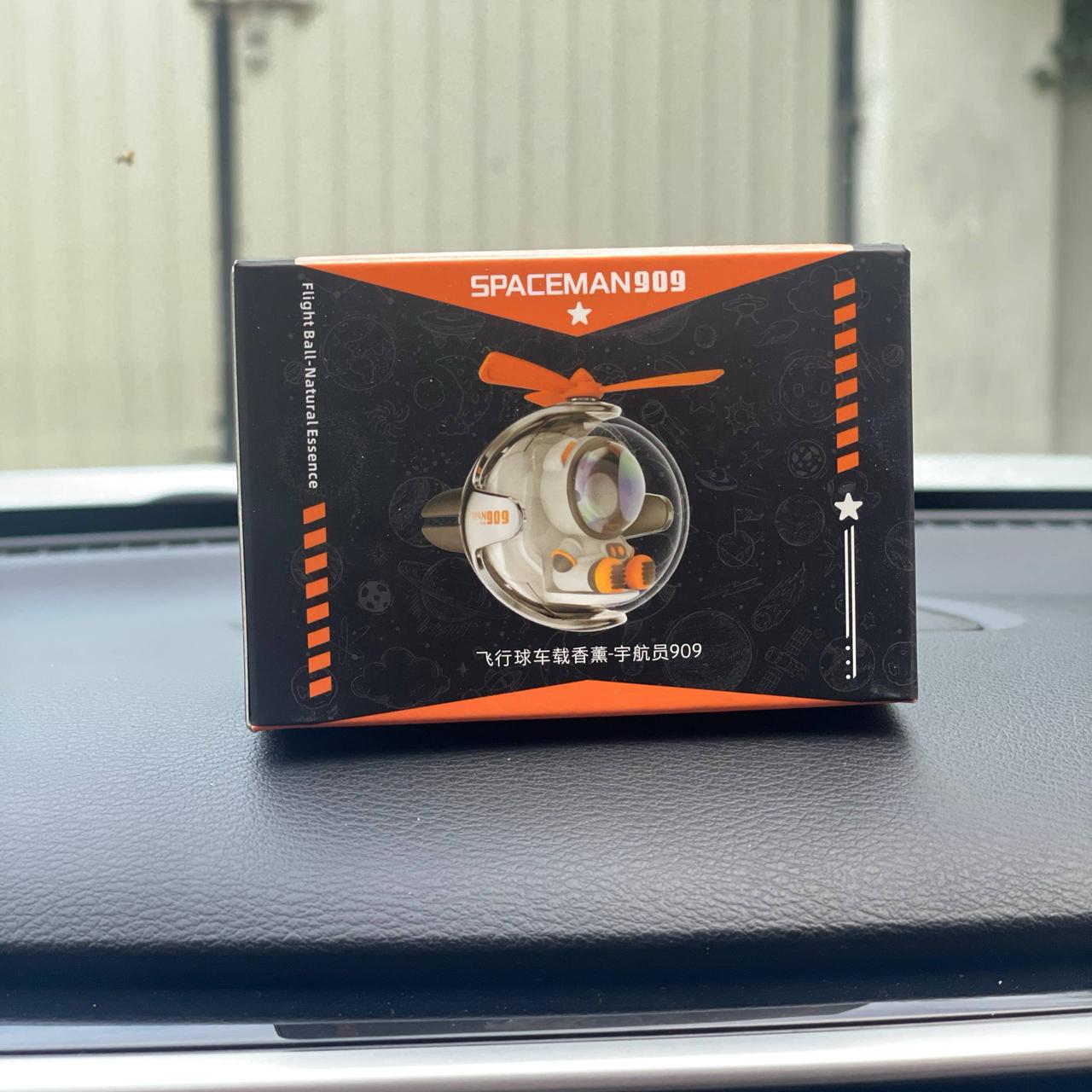 Ароматизатор для авто на решетку Spaceman (909) - фото 9