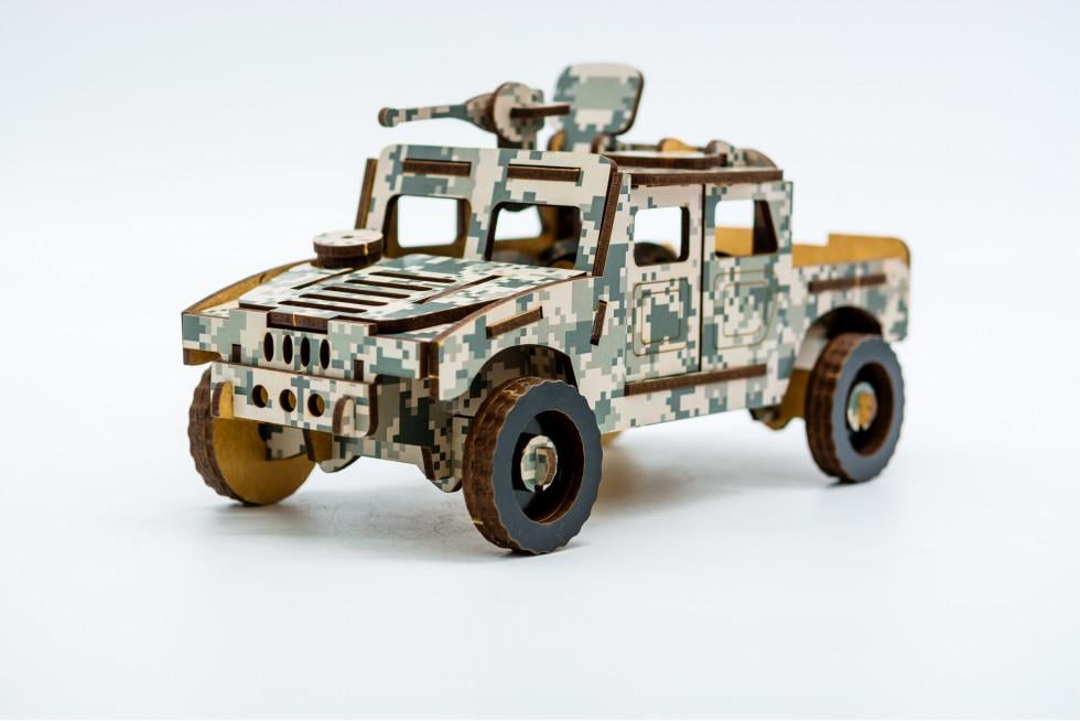 Пазл из дерева механический 3D PuzzleOK Hummer 65 деталей