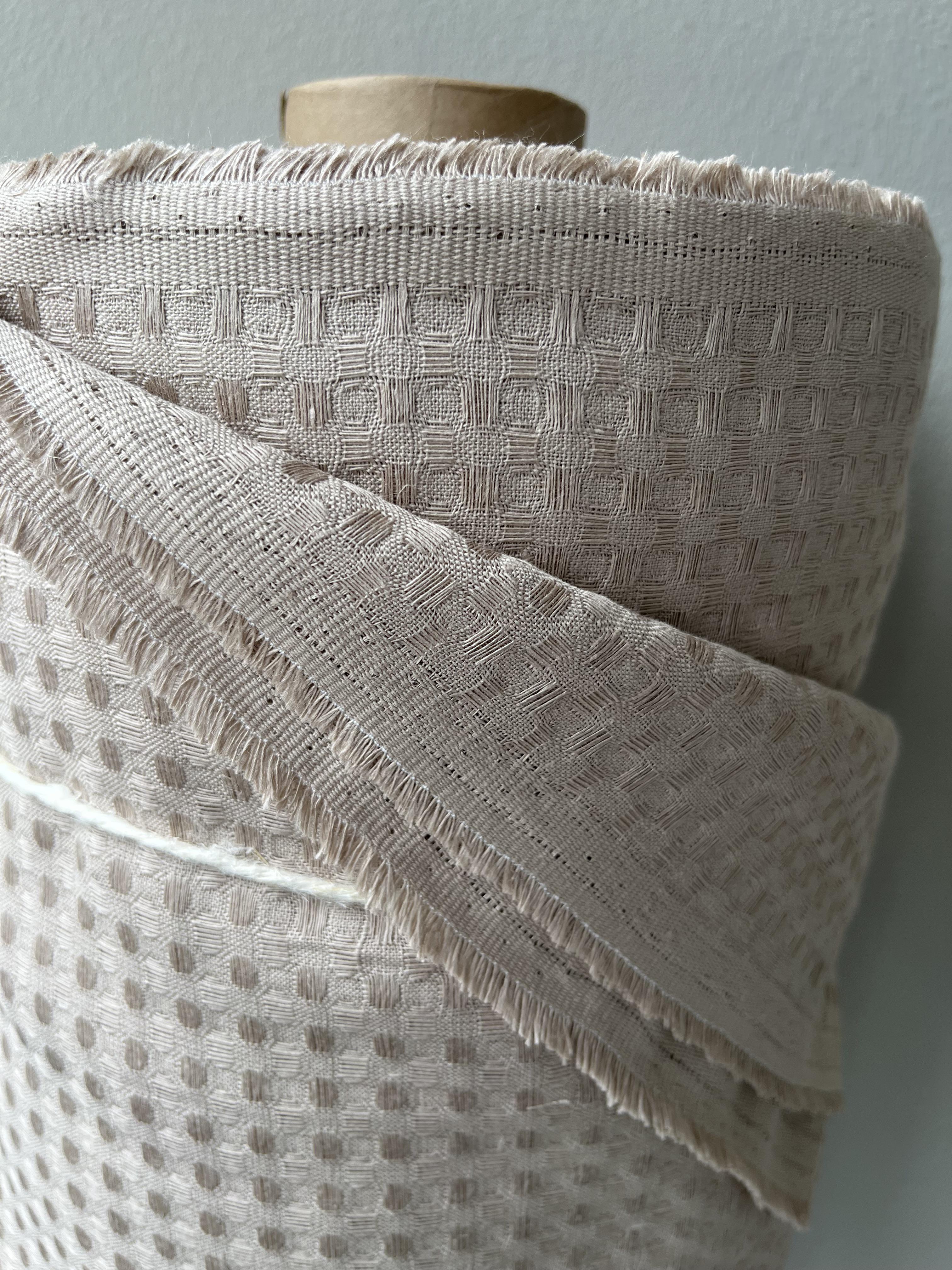 Ткань Linen Plus 54% лен 46% хлопок 200 см Бежевый (415-29) - фото 5 Ткань Linen Plus 54% лен 46% хлопок 200 см Бежевый (415-29) - фото 5