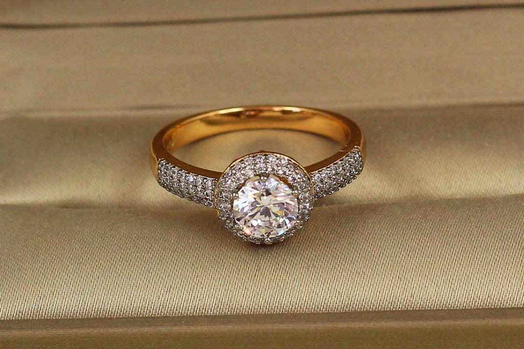 Кольцо Xuping Jewelry Гармония с родием р. 16 Золотистый (31732497)