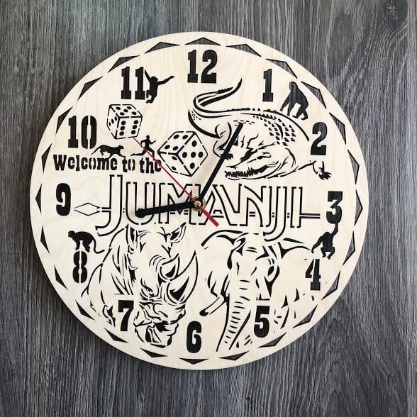 Часы настенные деревянные Джуманджи