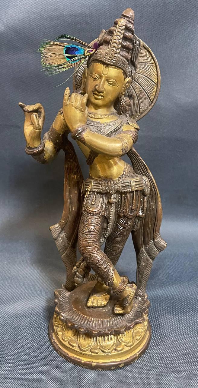 Статуетка Кришни символізує божественну любов і щастя