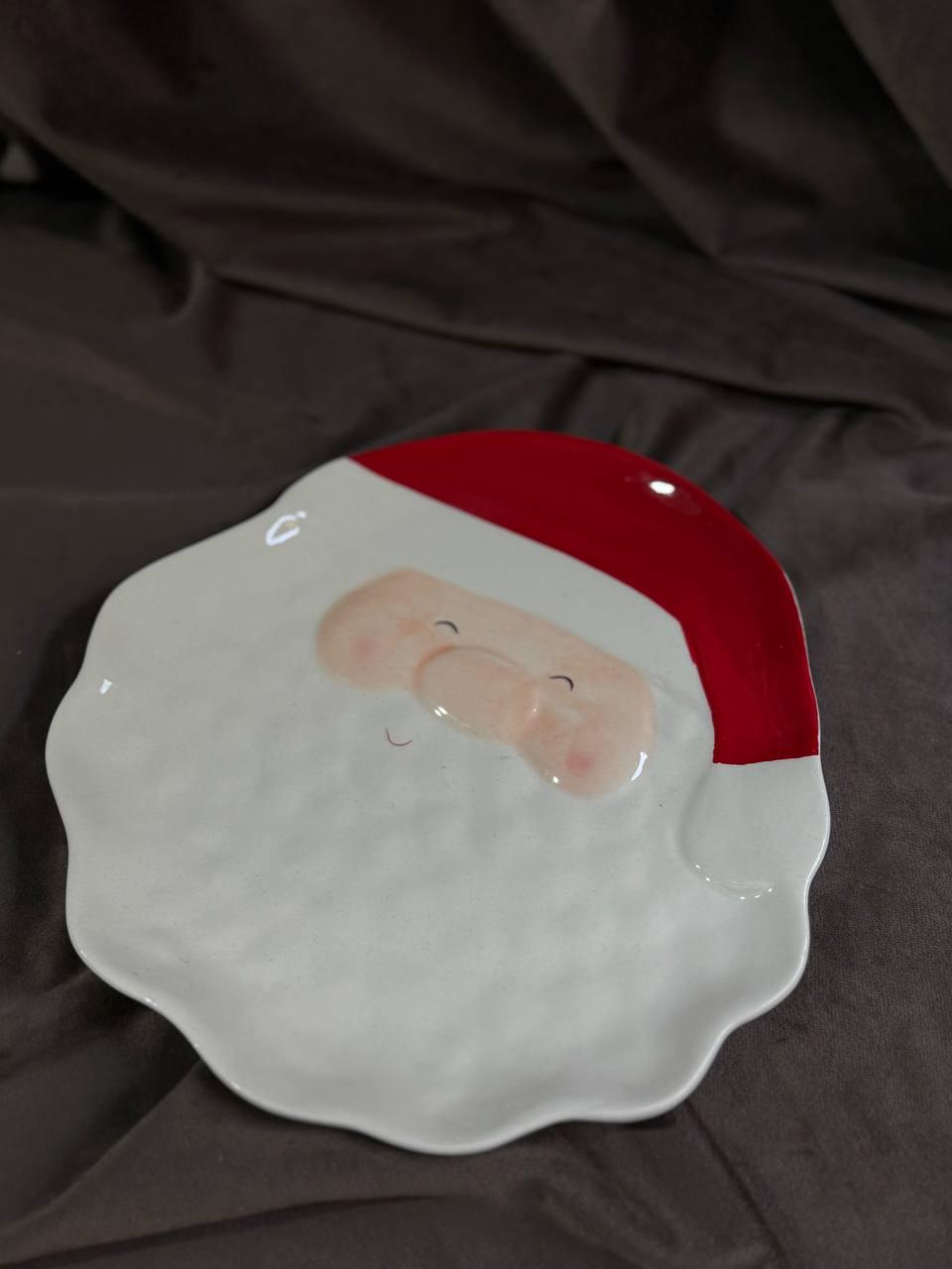 Тарілка сервірувальна новорічна Yiwu Santa Claus порцелянова 21х21.5 см CR-1-32 - фото 2