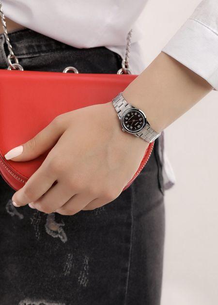 Наручний годинник жіночий Casio LTP-V001D-1BUDF d 25 мм Cрібний/Чорний (2458922970) - фото 3 Наручний годинник жіночий Casio LTP-V001D-1BUDF d 25 мм Cрібний/Чорний (2458922970) - фото 3