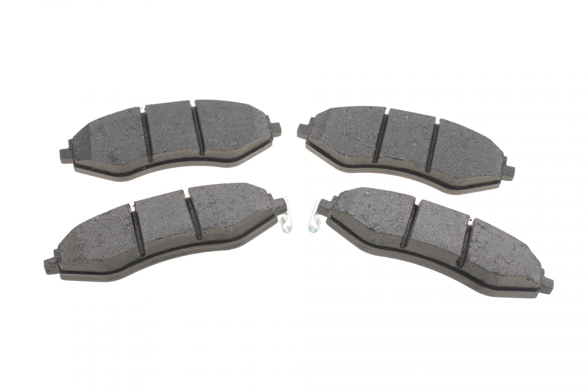 Тормозные колодки передние DELPHI для Daewoo Lanos/Nubira 97- Akebono (LP1304)