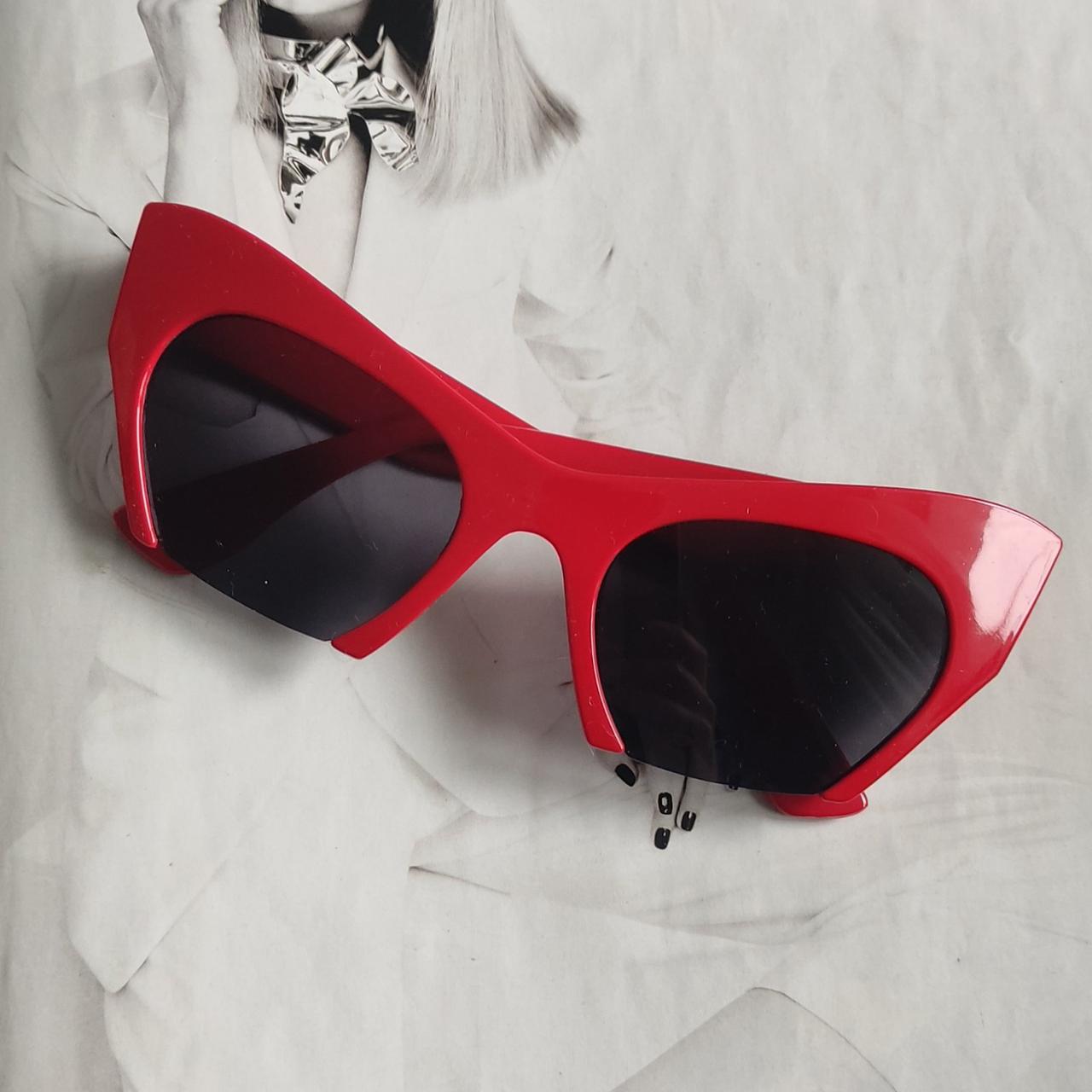 Очки женские солнцезащитные Кошачий глаз Красный с черным