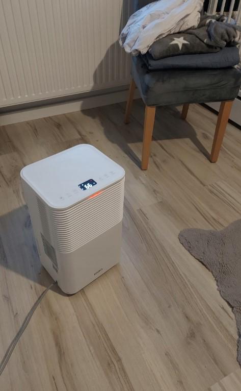 Осушитель воздуха EBERG RICO 12л/24 г/WiFi /таймер/гигростат - фото 28 Осушитель воздуха EBERG RICO 12л/24 г/WiFi /таймер/гигростат - фото 28