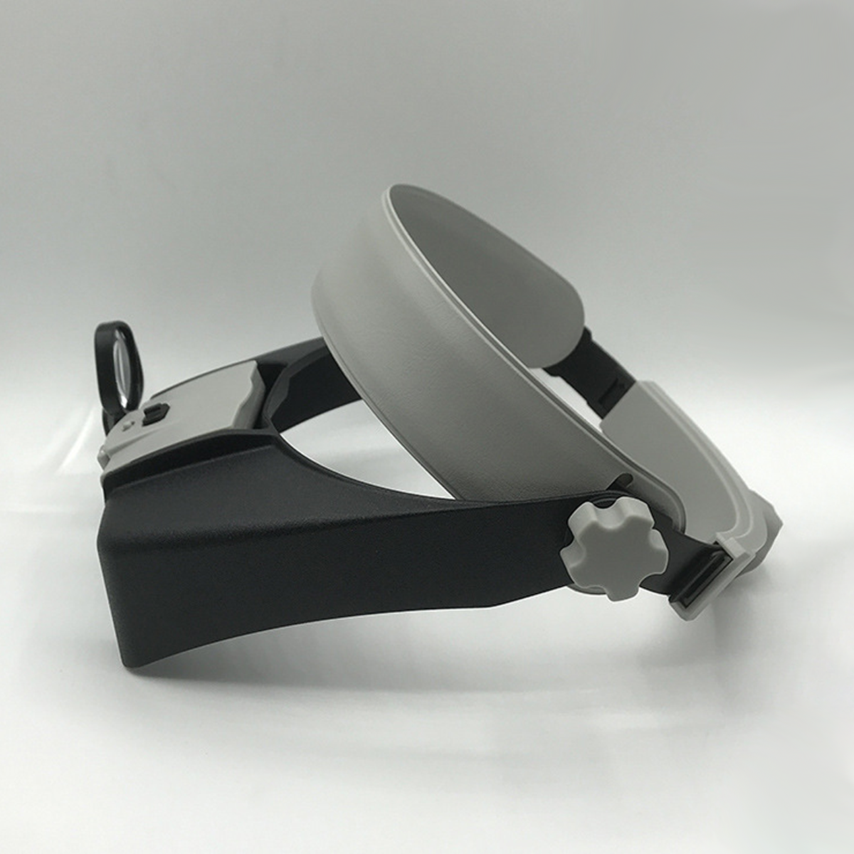 Лупа бинокулярная налобная 81007AP с 2LED 4 линзы 5H 1,5X/3X/7,5X/9X/9,5X/11X/17X Black/Gray (160417) - фото 4 Лупа бинокулярная налобная 81007AP с 2LED 4 линзы 5H 1,5X/3X/7,5X/9X/9,5X/11X/17X Black/Gray (160417) - фото 4