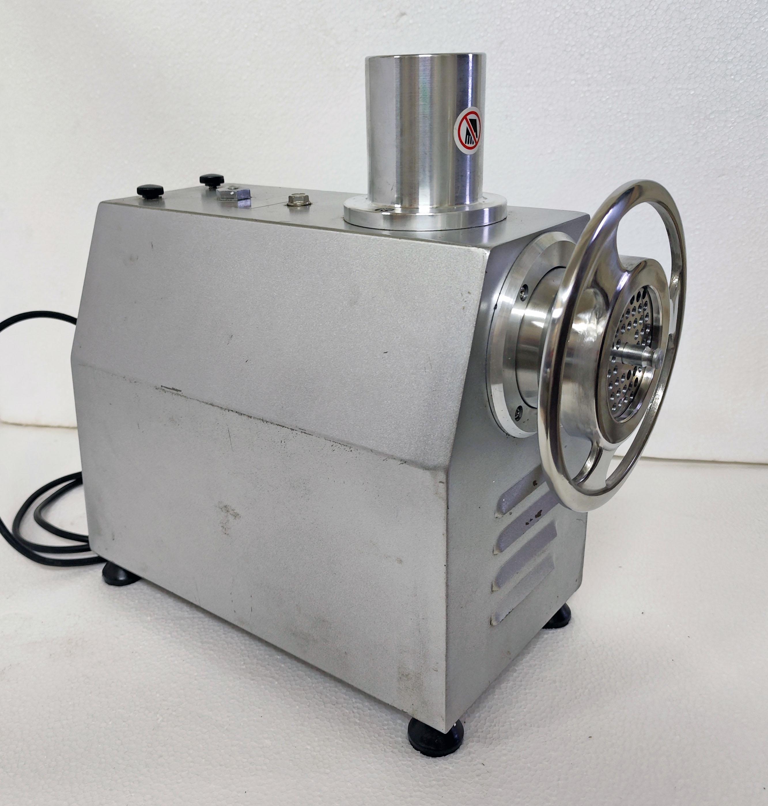 М'ясорубка GASTROMIX MG-22R C (132415) - фото 2 М'ясорубка GASTROMIX MG-22R C (132415) - фото 2