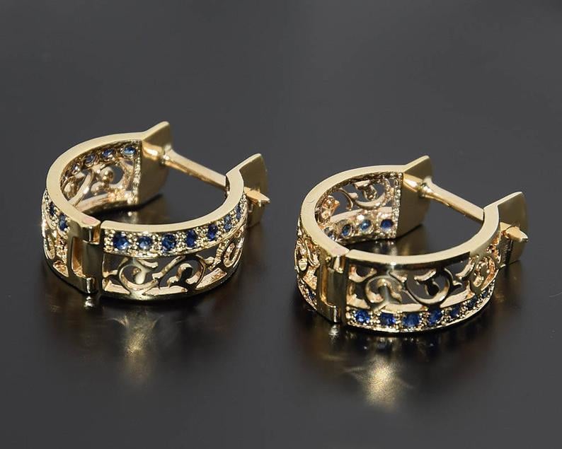 Сережки жіночі із жовтого золота з сапфірами (1622977140)