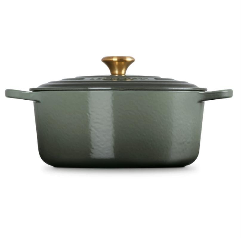 Каструля Le Creuset Evolution 6,7 л Thyme (21177281734441) - фото 2 Каструля Le Creuset Evolution 6,7 л Thyme (21177281734441) - фото 2