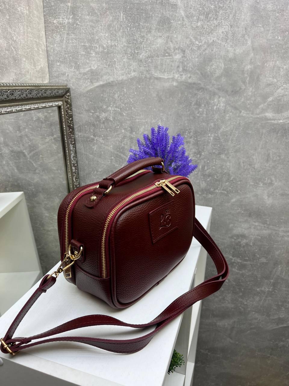 Сумка кросс боде женская маленькая через плечо на тонком ремне вместительная экокожа Бордо - фото 4 Сумка кросс боде женская маленькая через плечо на тонком ремне вместительная экокожа Бордо - фото 4