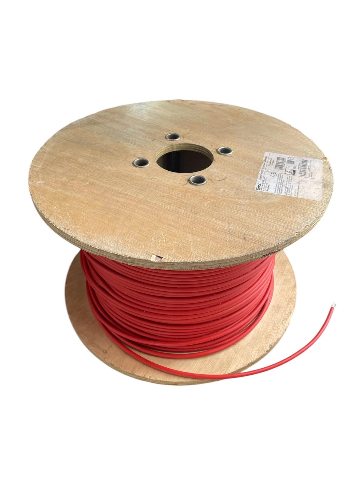 Кабель солнечный от -40°C до +90°C Красный Кабель солнечный от -40°C до +90°C Красный