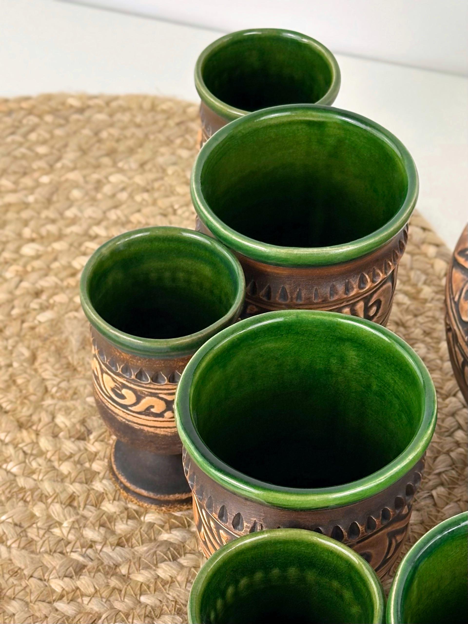 Набір глиняного посуду для напоїв Гражда на 6 чоловік Коричневий (17019-30) - фото 3 Набір глиняного посуду для напоїв Гражда на 6 чоловік Коричневий (17019-30) - фото 3