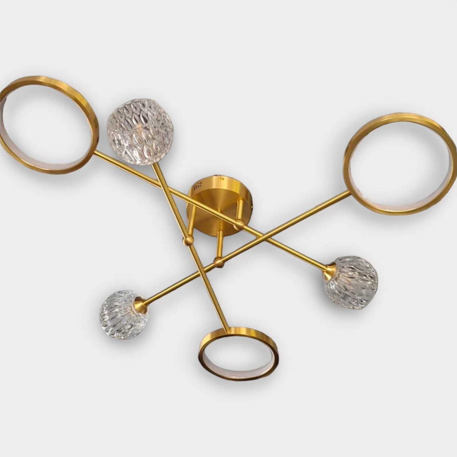 Люстра LED Нептун 8925 Золотой