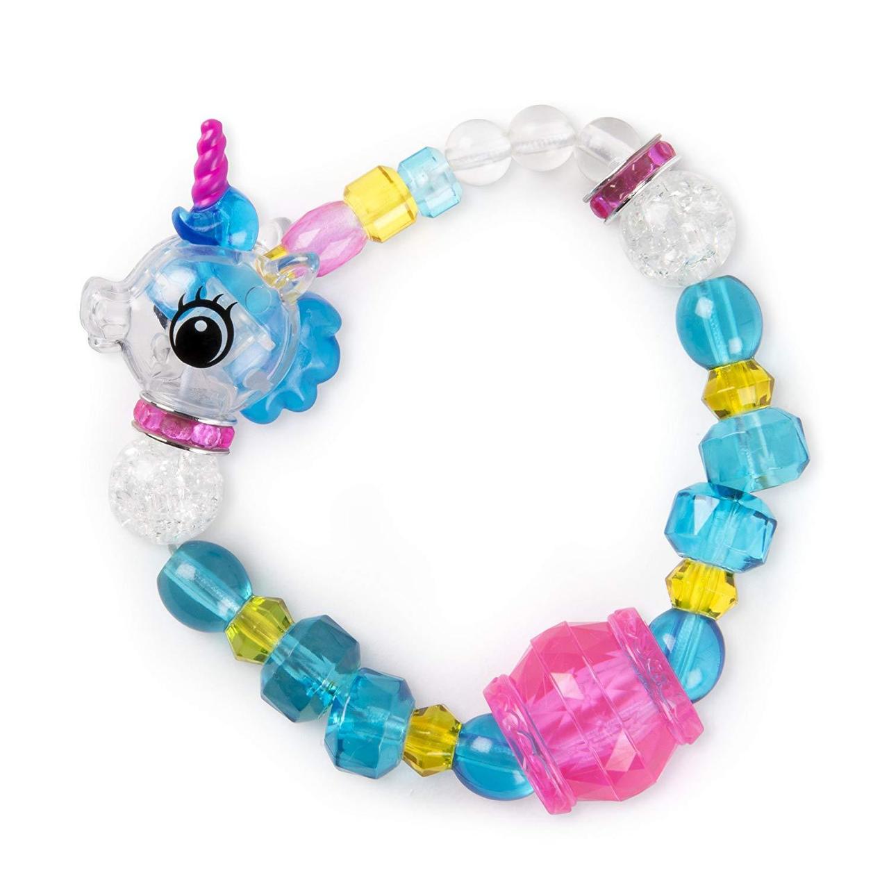 Дитячий брелок-браслет SUNROZ Twisty Petz Magical Bracelet Єдиноріг для дівчаток (SUN2004) - фото 2