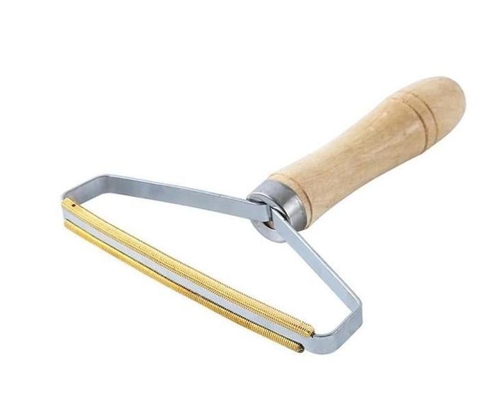 Щетка-скребок двусторонняя для удаления катышек/ворса/шерсти животных Щетка-скребок двусторонняя для удаления катышек/ворса/шерсти животных