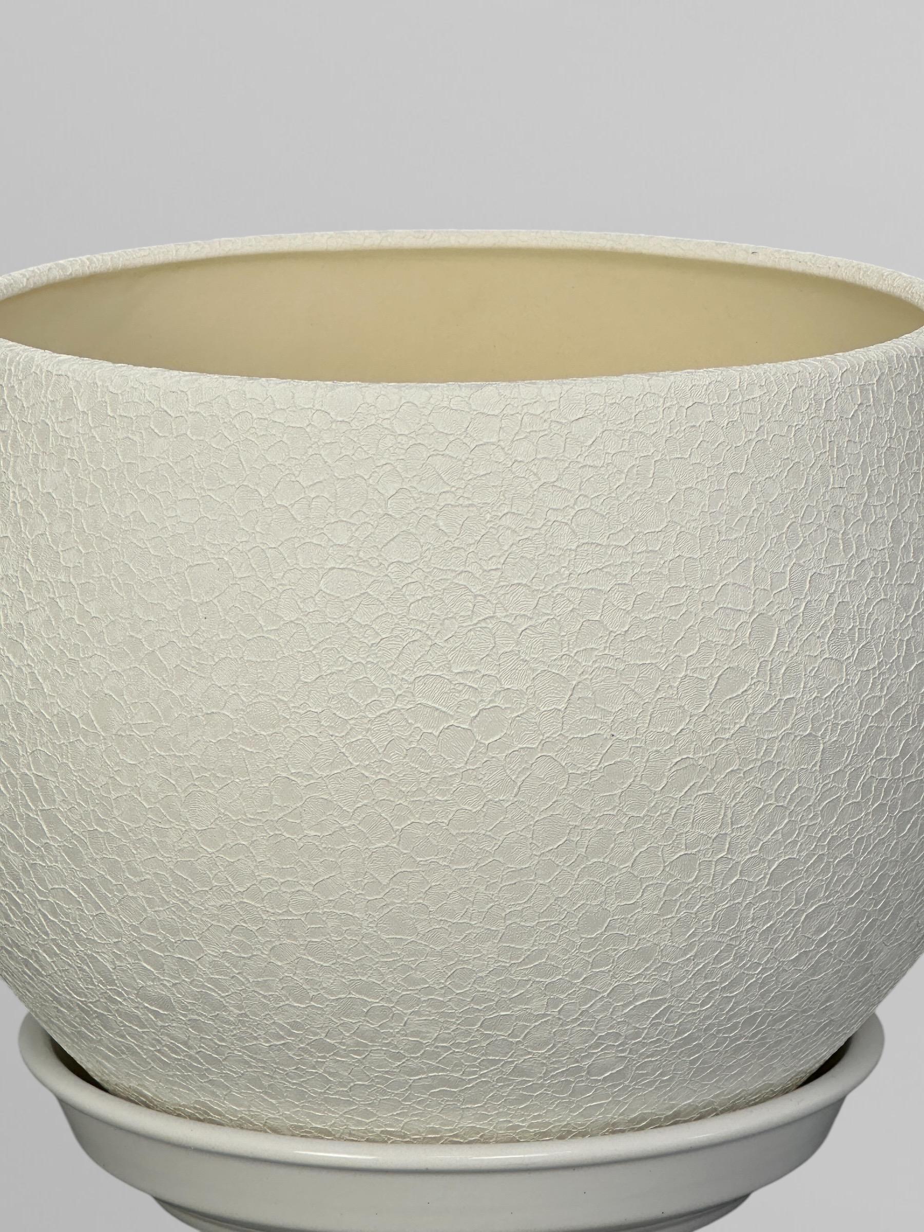 Горщик для квітів керамічний Куля шовк 4,1 л Білий (Г02002) - фото 3 Горщик для квітів керамічний Куля шовк 4,1 л Білий (Г02002) - фото 3