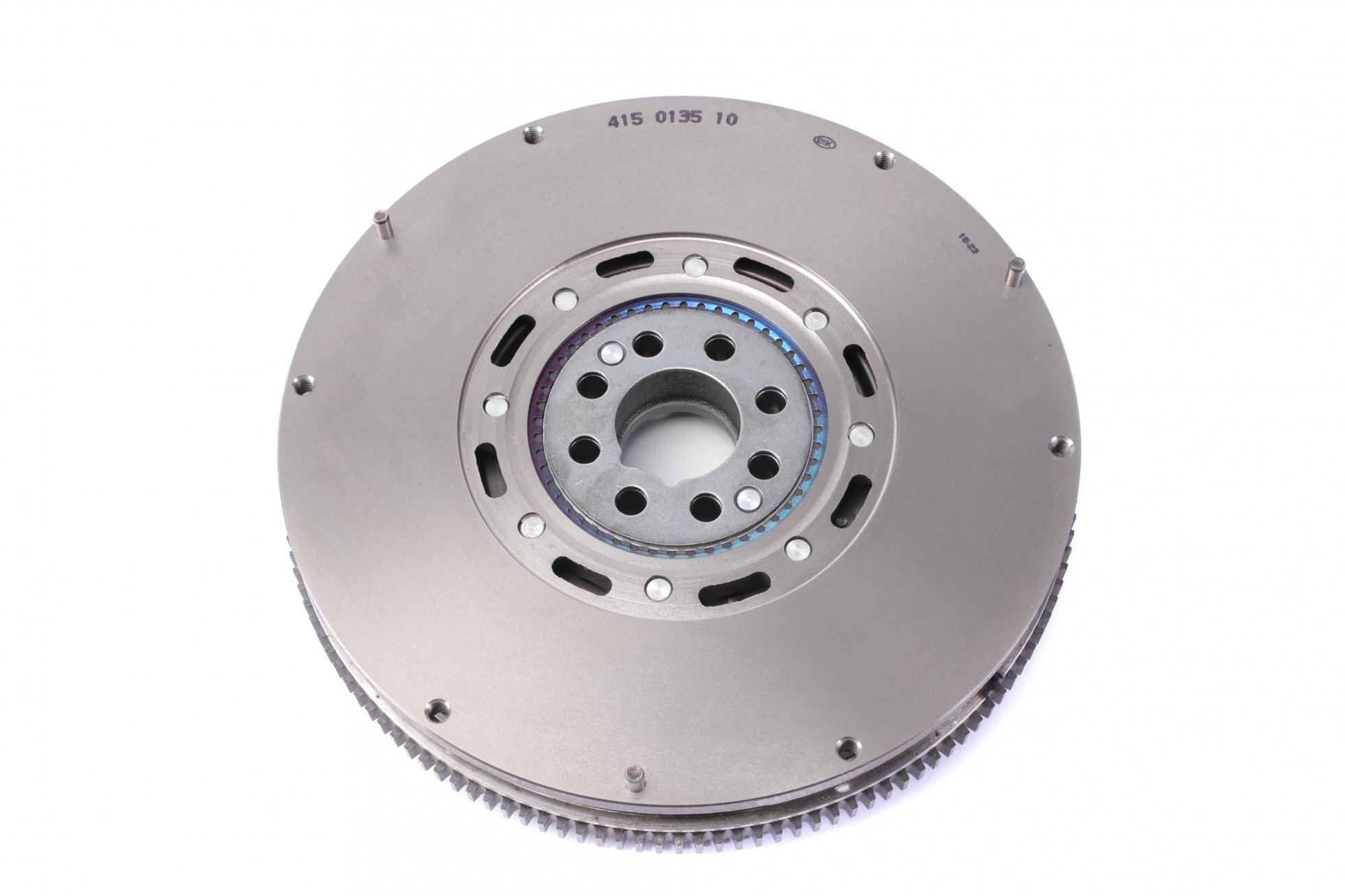Маховик LUK 415 0135 10
