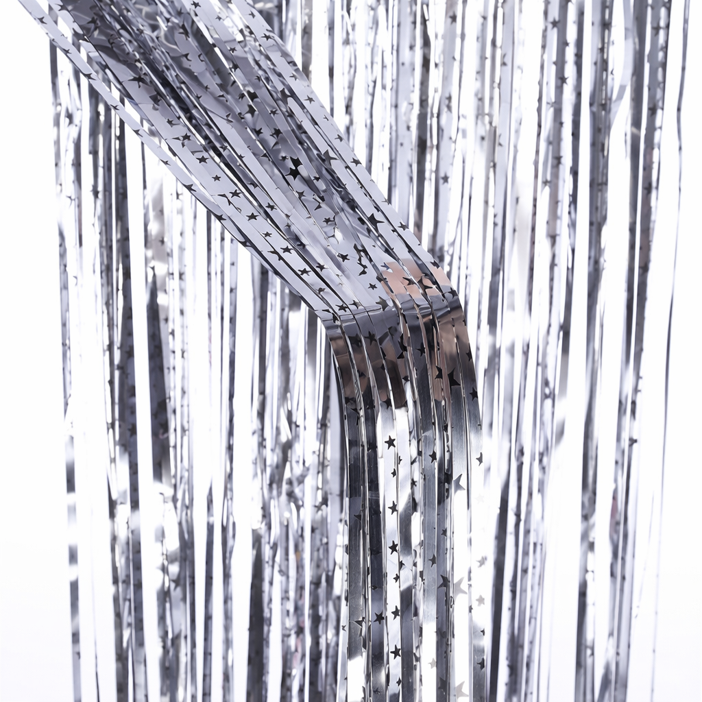 Дождик для фотозоны с принтом звездочек 2x1 м Серебристый (1505)