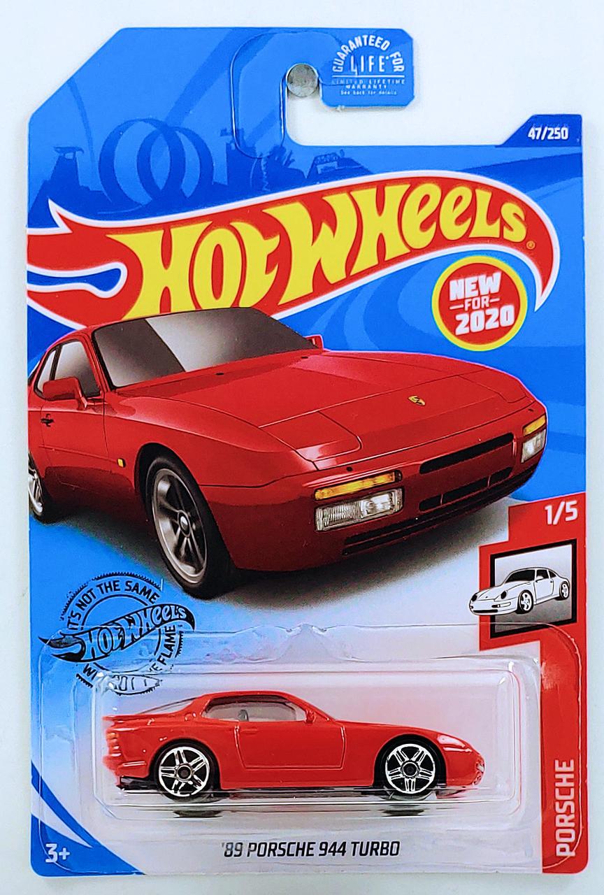 Игрушечная машинка Hot Wheels 89 Porsche 944 Turbo 2020 Porsche №047 (GHB54)