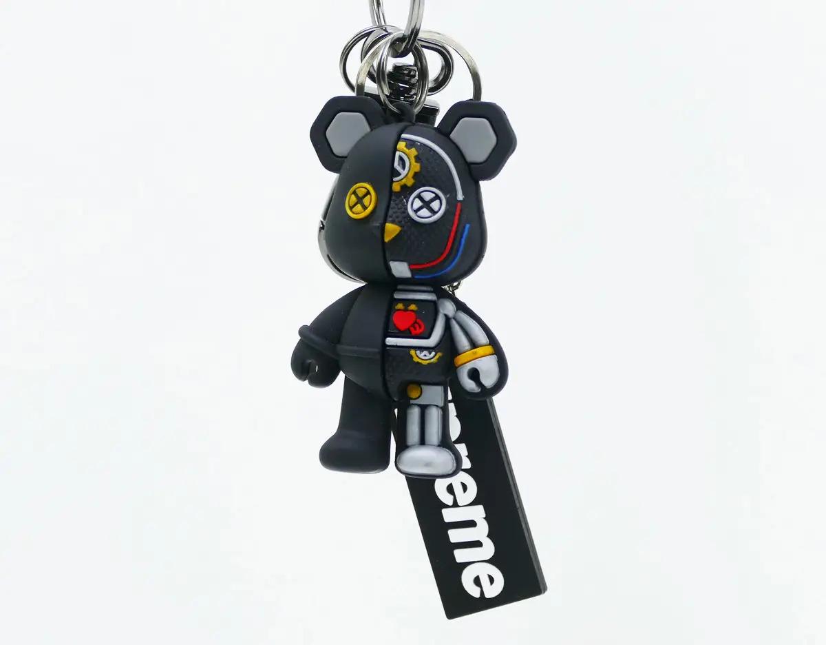 Брелок Медвежонок Bearbrick Киборг Supreme Черный (4627346Sb) - фото 3 Брелок Медвежонок Bearbrick Киборг Supreme Черный (4627346Sb) - фото 3