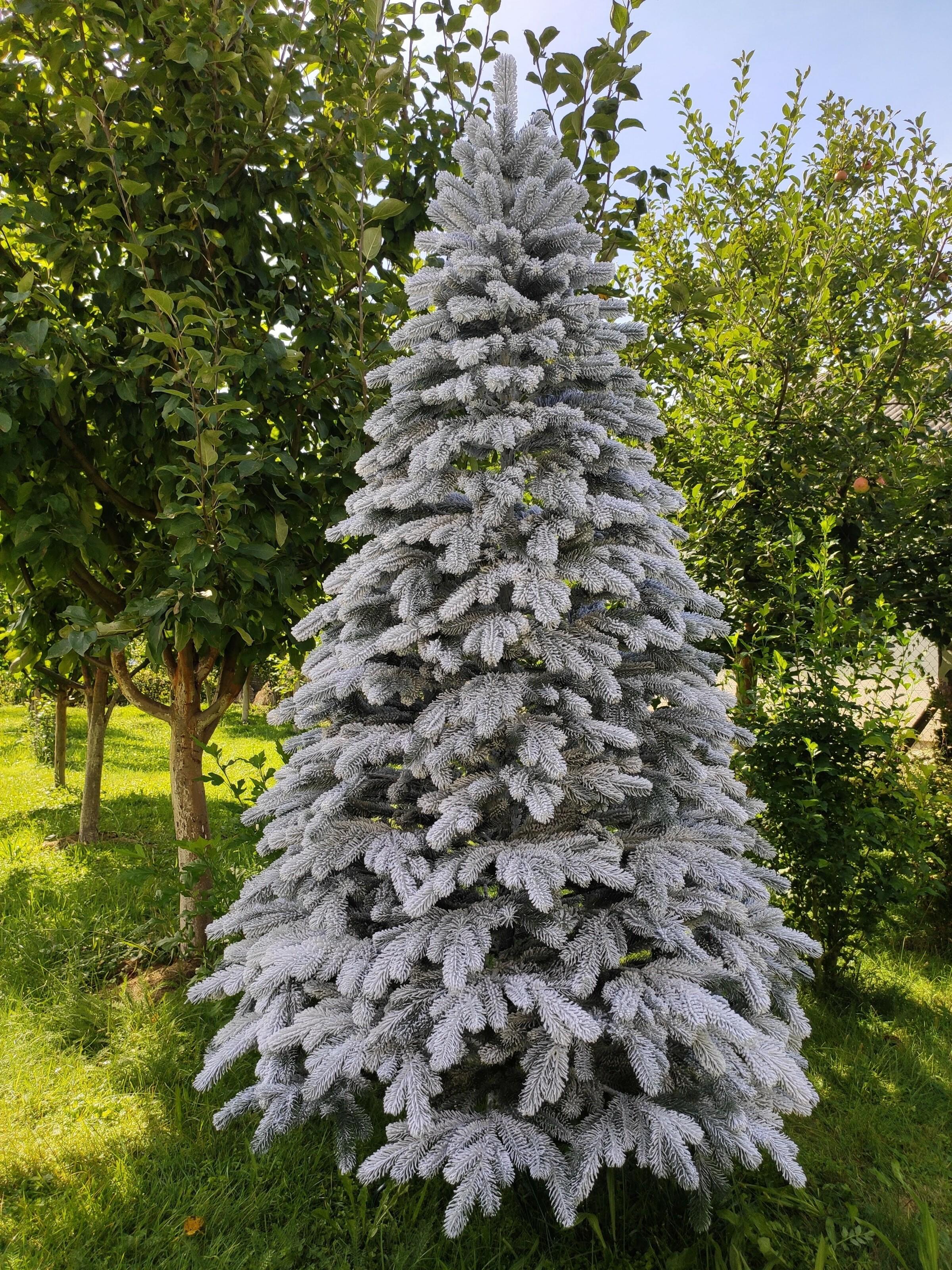 Елка литая элитная заснеженная Хатинка с металлической разборной подставкой 2,10 м Белый (Засн.Е-210) - фото 1 Елка литая элитная заснеженная Хатинка с металлической разборной подставкой 2,10 м Белый (Засн.Е-210) - фото 1