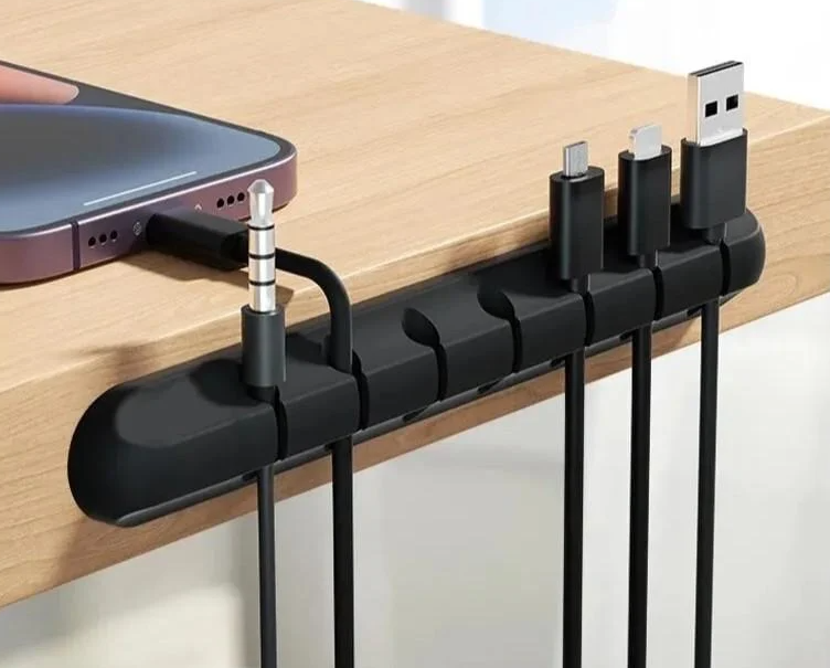 Держатель клипса для 7 проводов Черный (2187999974) Держатель клипса для 7 проводов Черный (2187999974)