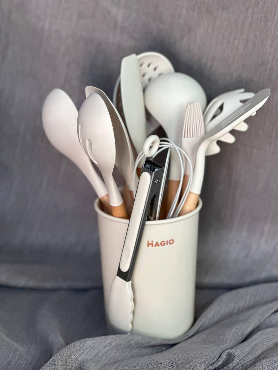 Набор кухонных принадлежностей Magio MG-1142 на подставке 12 пр. Бежевый (19279774)