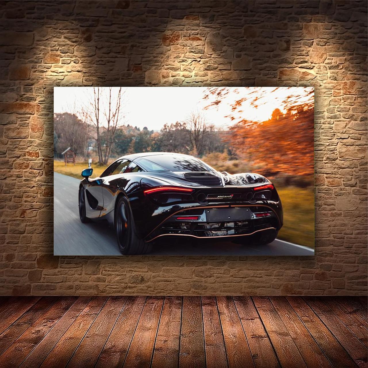 Картина на холсте Спортивный автомобиль 30x40 см (M199)