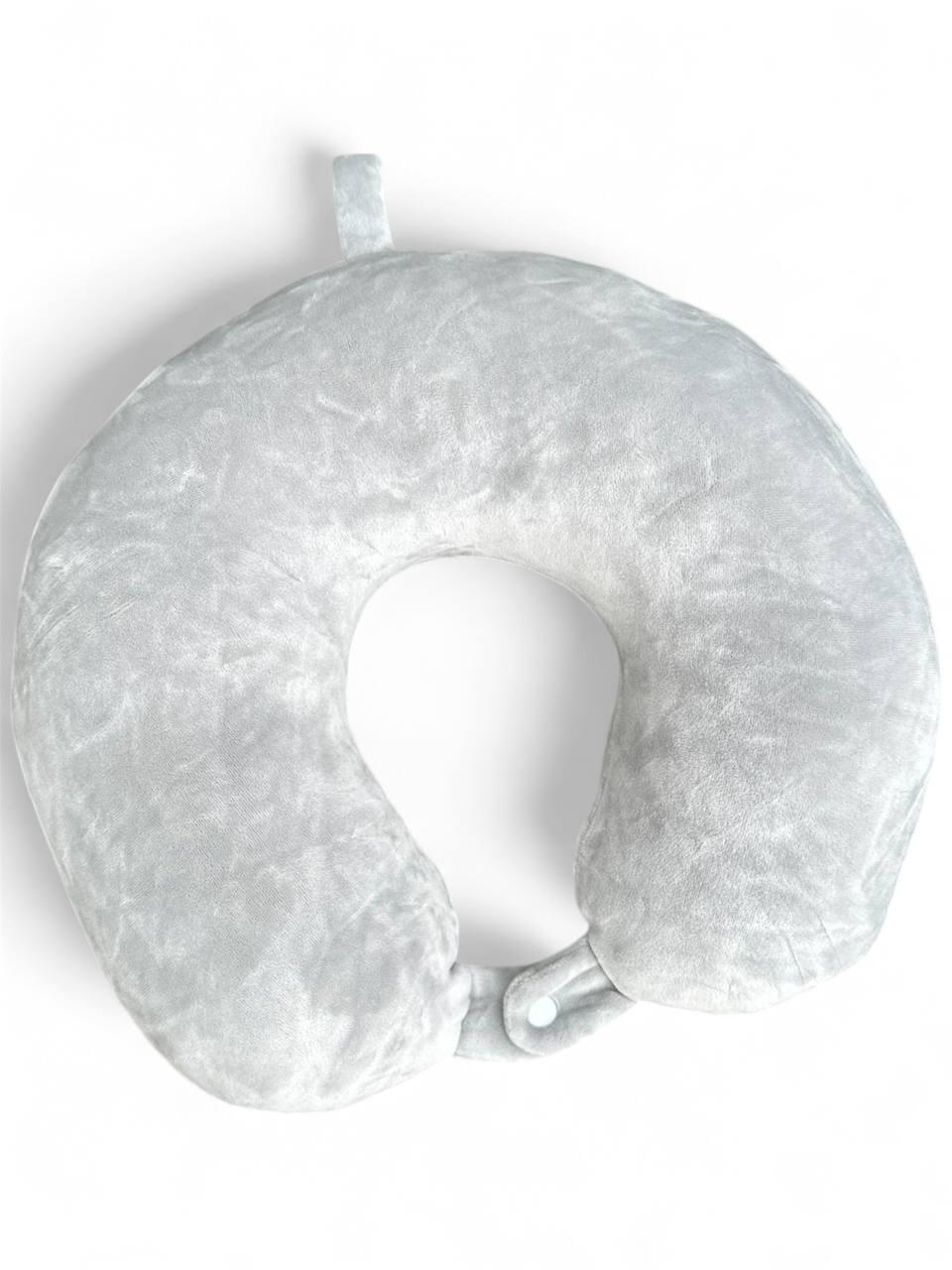 Подушка дорожня 30х29х11 см Сірий