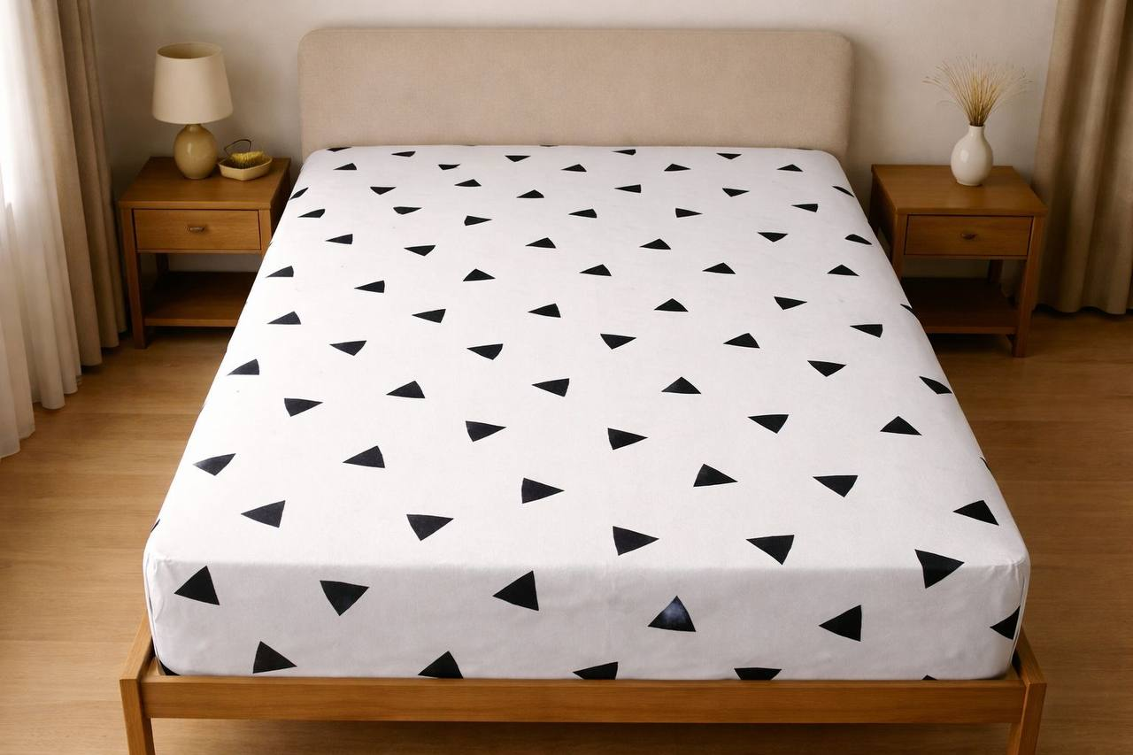 Простирадло Трикутнички Ч на резинці бязь 180х200 см (G-302tb/x180)
