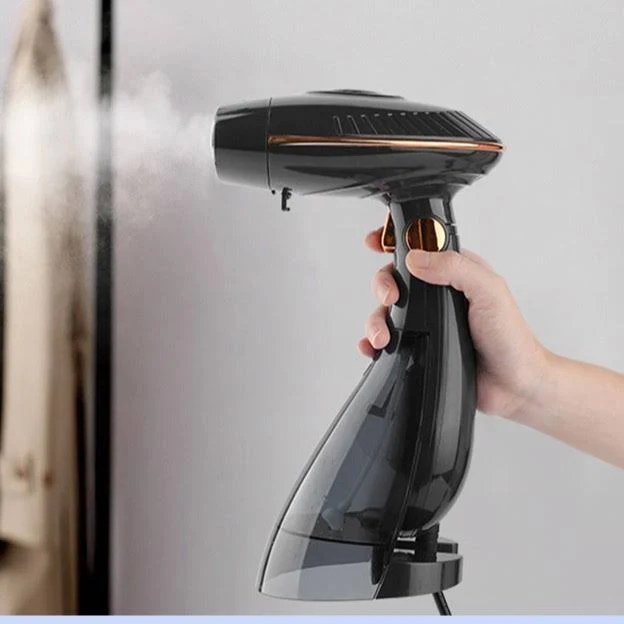 Відпарювач ручний RAF R.1330 з додатковим резервуаром і щіткою 288 мл 1500 Вт - фото 3 Відпарювач ручний RAF R.1330 з додатковим резервуаром і щіткою 288 мл 1500 Вт - фото 3