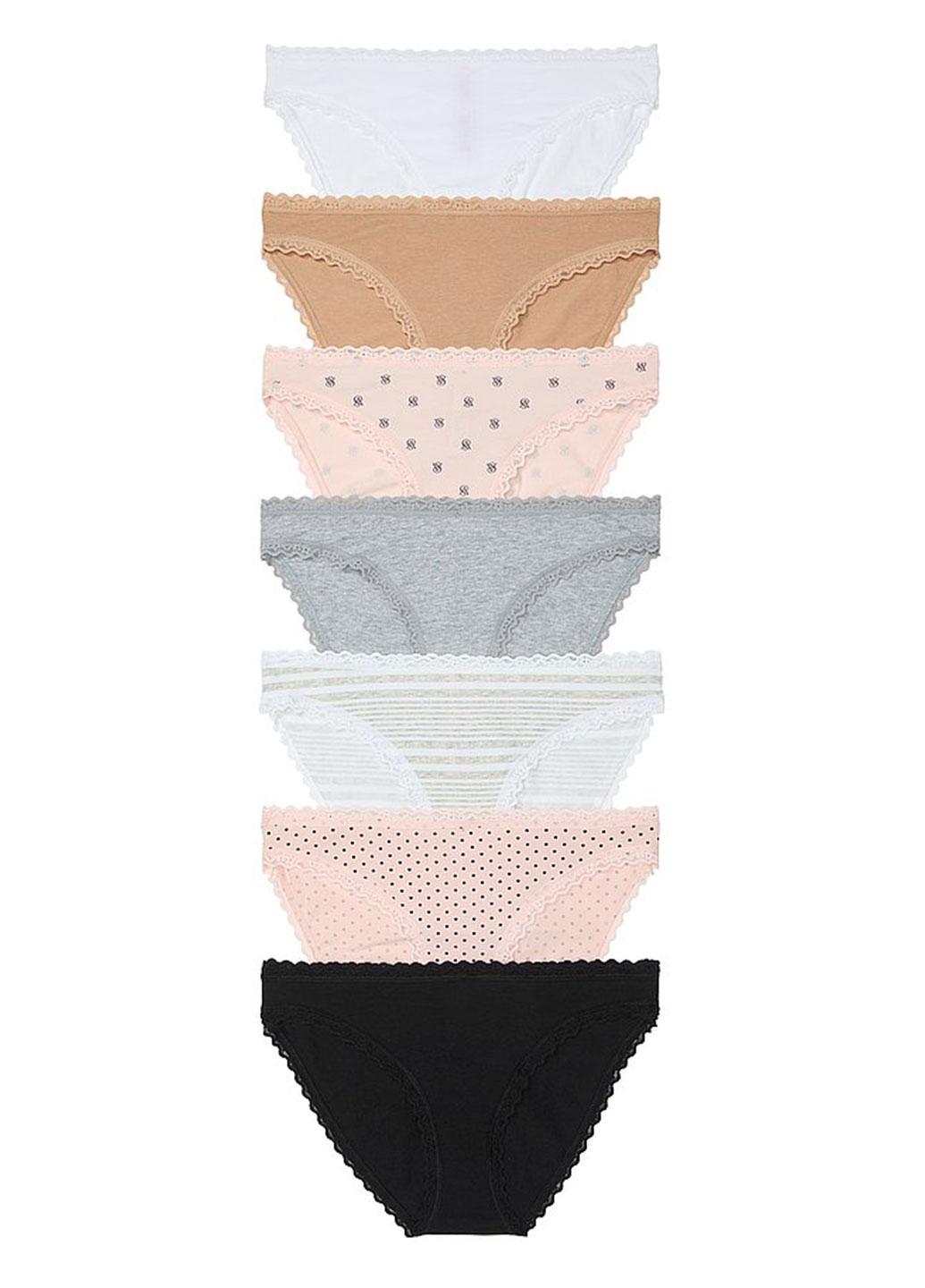 Набор трусиков Victoria's Secret M 7 шт. Разноцветный (1440000421121QD7M) Набор трусиков Victoria's Secret M 7 шт. Разноцветный (1440000421121QD7M)