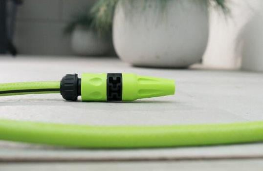 Шланг садовый Cellfast QUATTRO 1/2" 50 м 4 слоя до 20 Бар -10…+50 °C (10-063) - фото 4