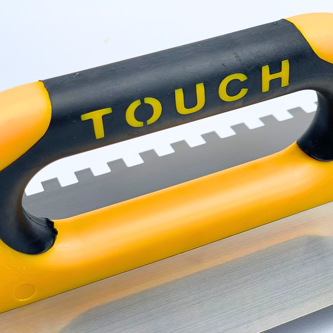 Гладилка штукатурная зубчатая Closed Touch Handle 40 см зуб 8 мм Желтый (185) - фото 4