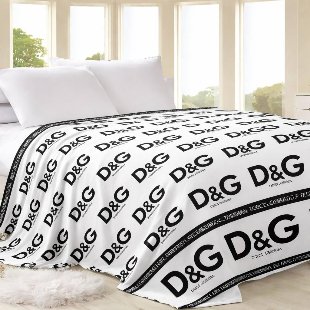 Покривало Дольче Габбана велюр мікрофібра 200х230 см Білий (2934607364)