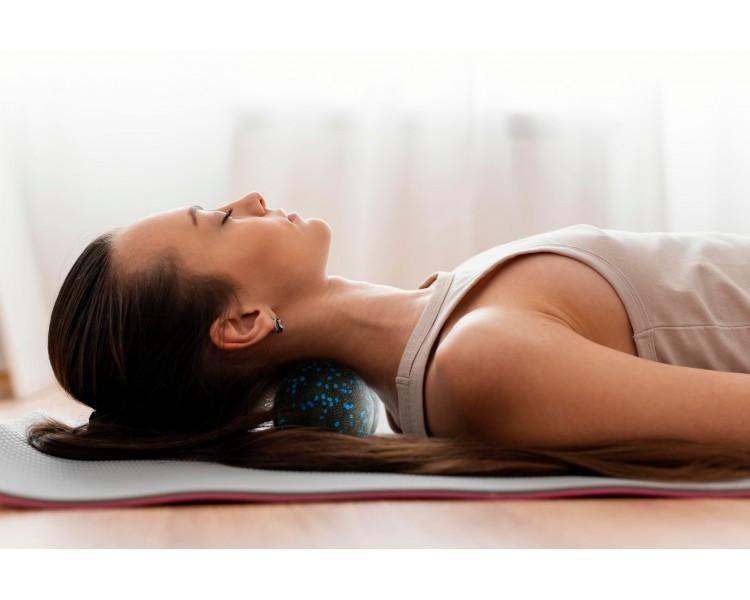 Набір для йоги PowerPlay PP_4008 EPP Foam Roller Set роллер/2 масажні м'ячі Чорно-синій (A-012902) - фото 5 Набір для йоги PowerPlay PP_4008 EPP Foam Roller Set роллер/2 масажні м'ячі Чорно-синій (A-012902) - фото 5