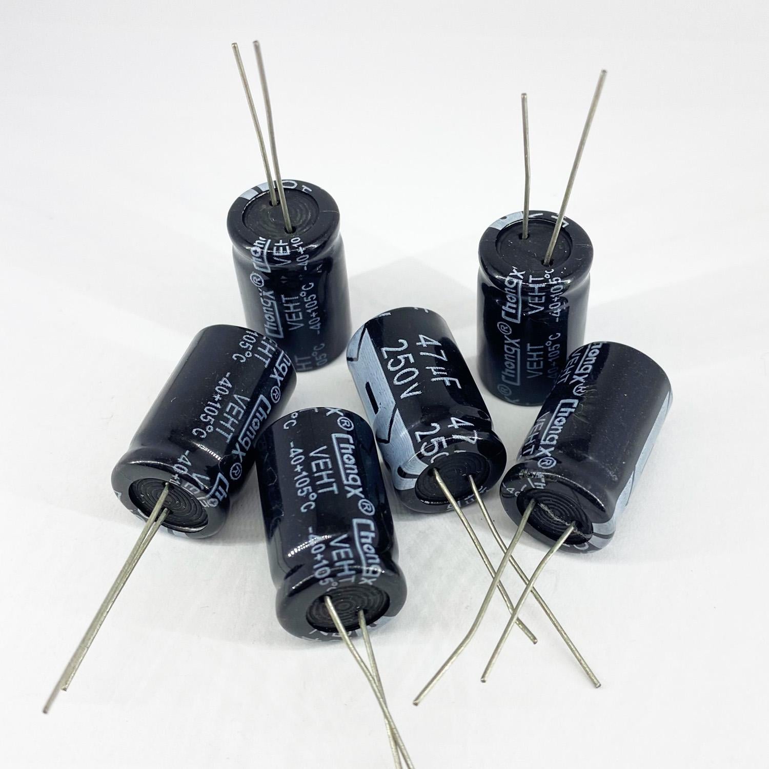 Электролитические конденсаторы ChongX 47 мкф 250V 13x21 мм 105 °C (5398)