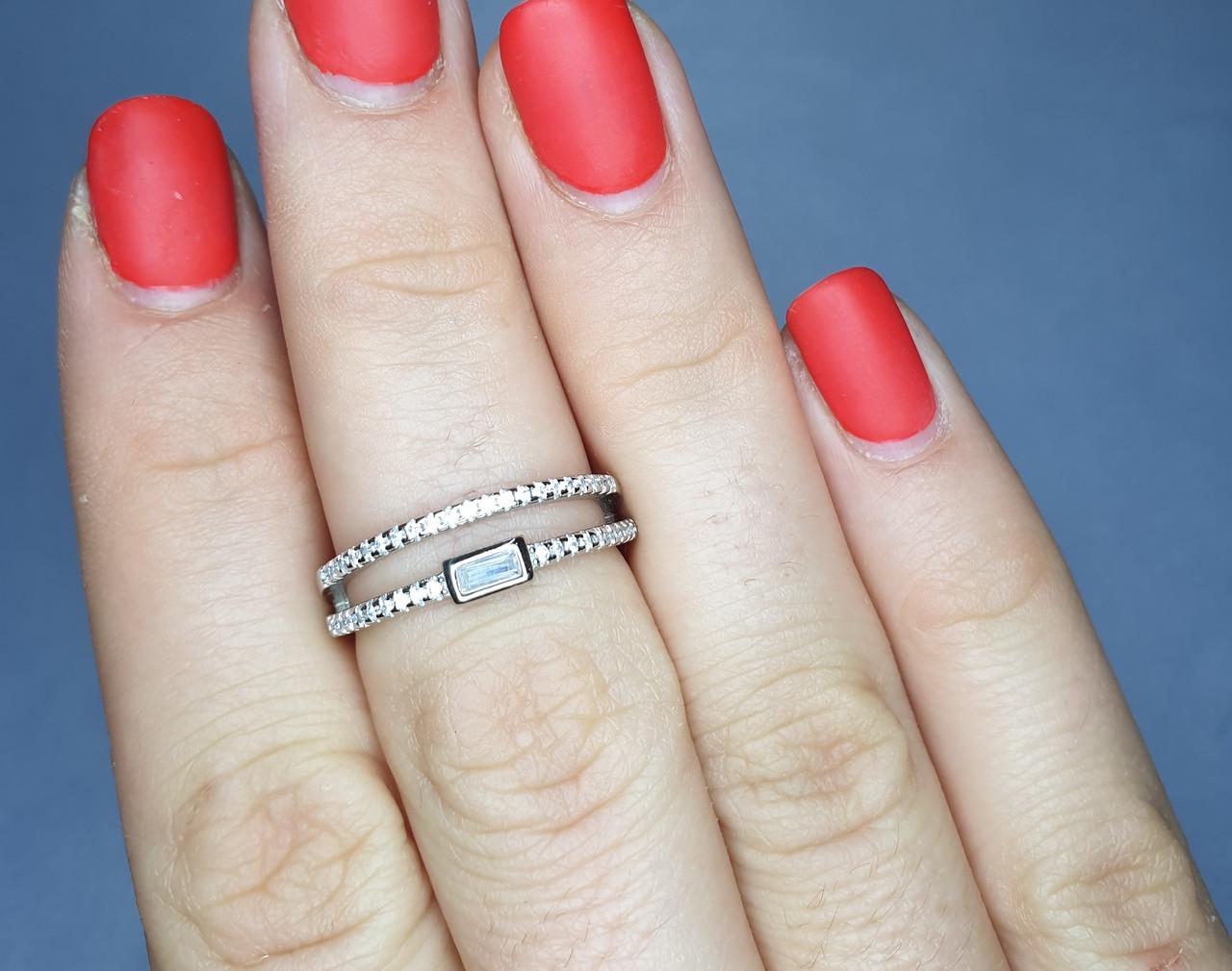 Кольцо серебряное двойное с кубическим цирконием р. 17,5 2,55 г (1530791523)