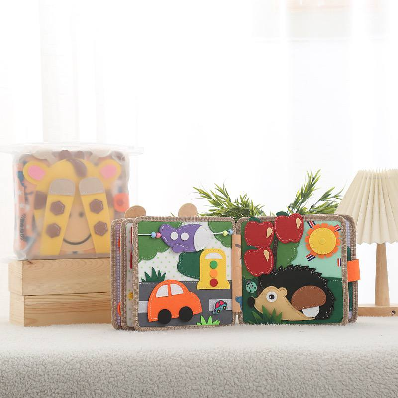 Книжка-бізіборд м'яка фетрова Fun Game вивчення форм/кольорів/тварин/пальчикові ігри на липучках в пакеті (C 64654)