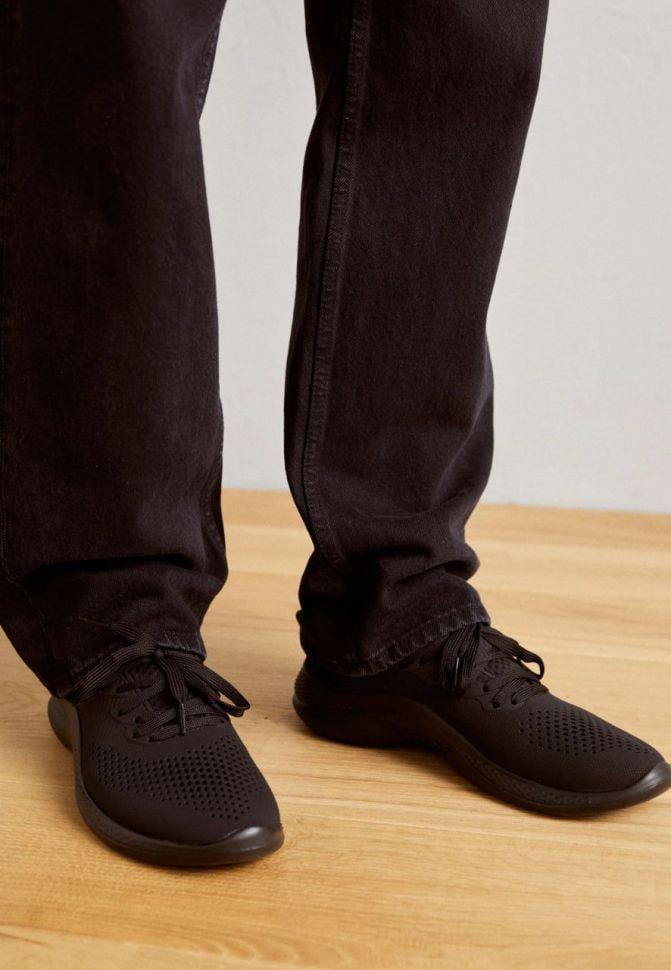 Кросівки чоловічі Crocs Literide 360 Pacer р. 38-39 Чорний (17315) - фото 2 Кросівки чоловічі Crocs Literide 360 Pacer р. 38-39 Чорний (17315) - фото 2