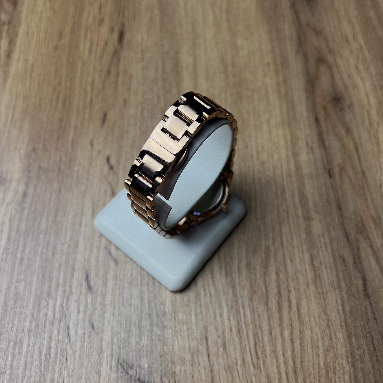 Годинник жіночий металевий Skmei з датою Рожеве золото (z071-2) - фото 4 Годинник жіночий металевий Skmei з датою Рожеве золото (z071-2) - фото 4