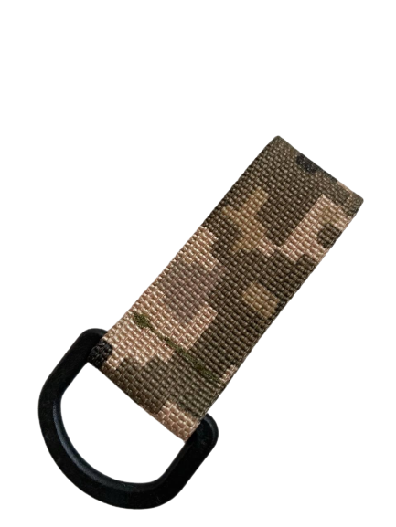 Карабин пластик полукольцо Пиксель