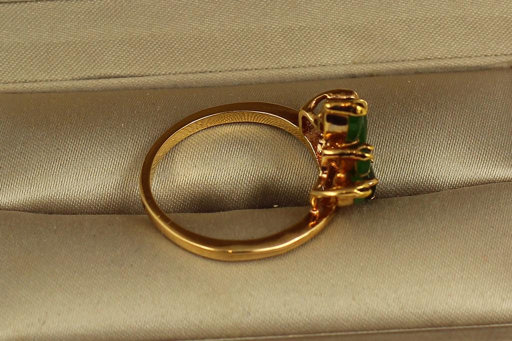 Каблучка No name Віяло нефрит р. 19 Золотий (30853358) - фото 2 Каблучка No name Віяло нефрит р. 19 Золотий (30853358) - фото 2