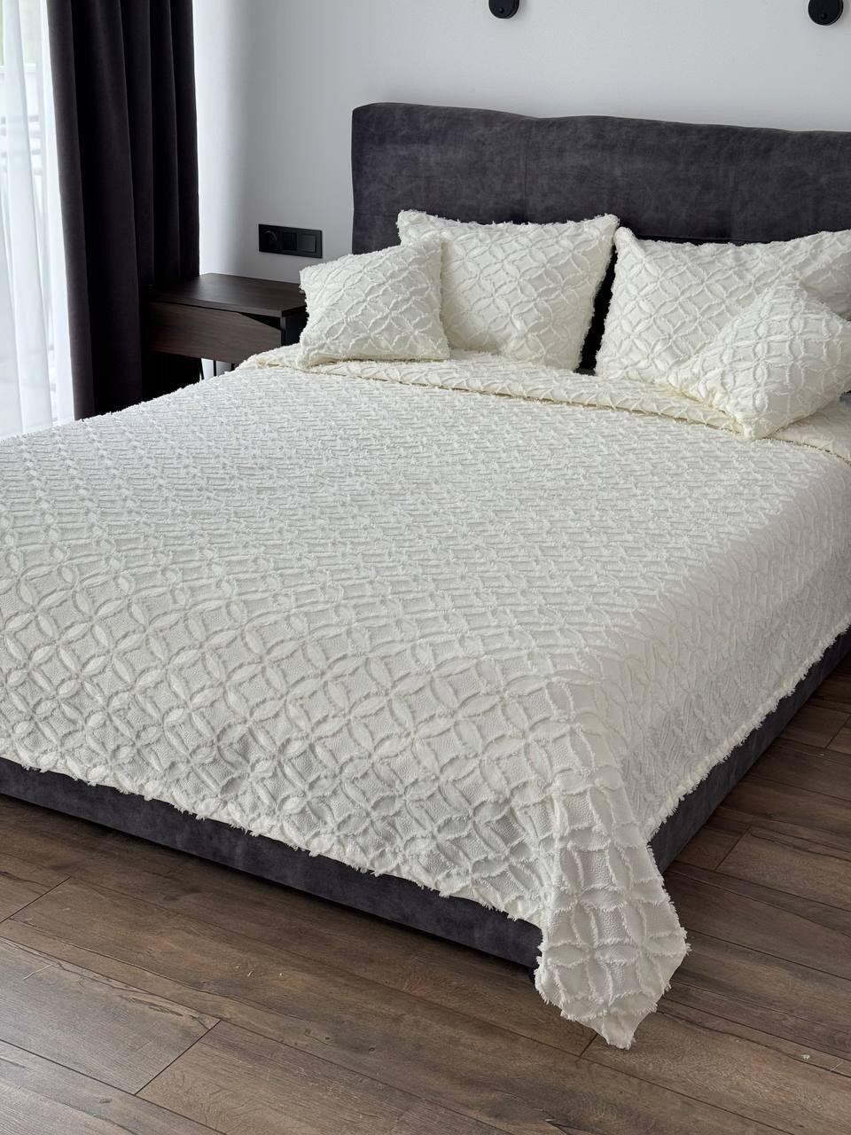 Покрывало Фрея 140x250 см Молочный (21621-2-140x250cm) - фото 1 Покрывало Фрея 140x250 см Молочный (21621-2-140x250cm) - фото 1